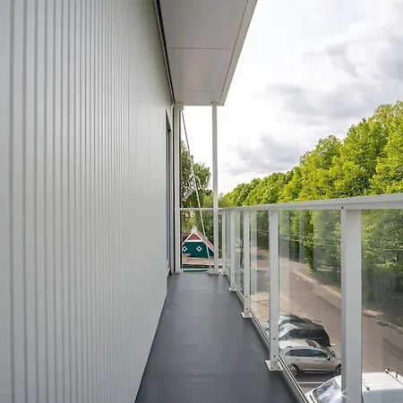 Perfect Location, Air-conditioning, Big Balcony, Private Parking! Apartment Pärnu